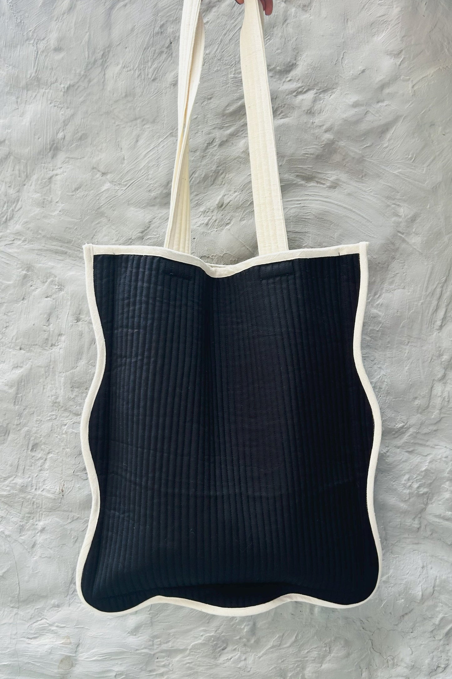 the tote bag- salt and pepper