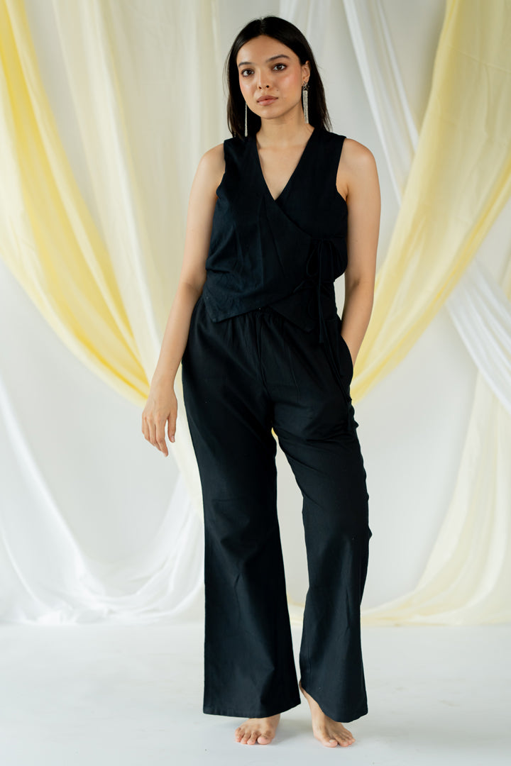 ana vest - black