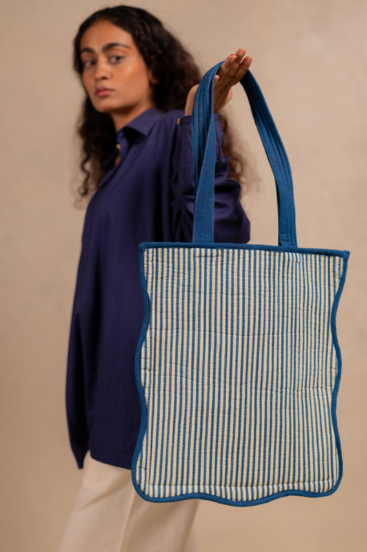 the tote bag - blue stripes